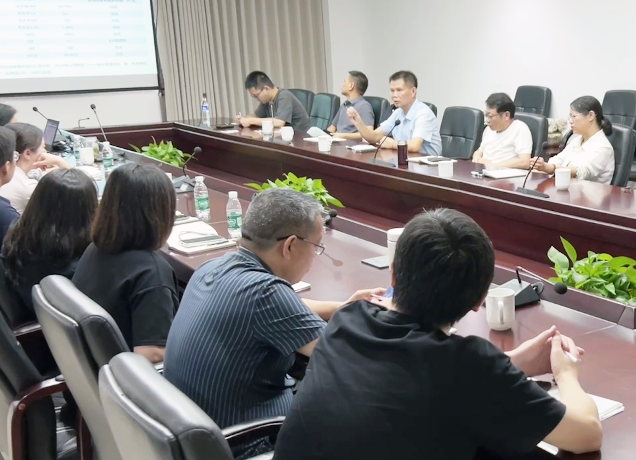 喜訊！賽晶牽頭編制的柔性直流輸電領(lǐng)域材料團(tuán)體標(biāo)準(zhǔn)通過(guò)報(bào)批稿評(píng)審